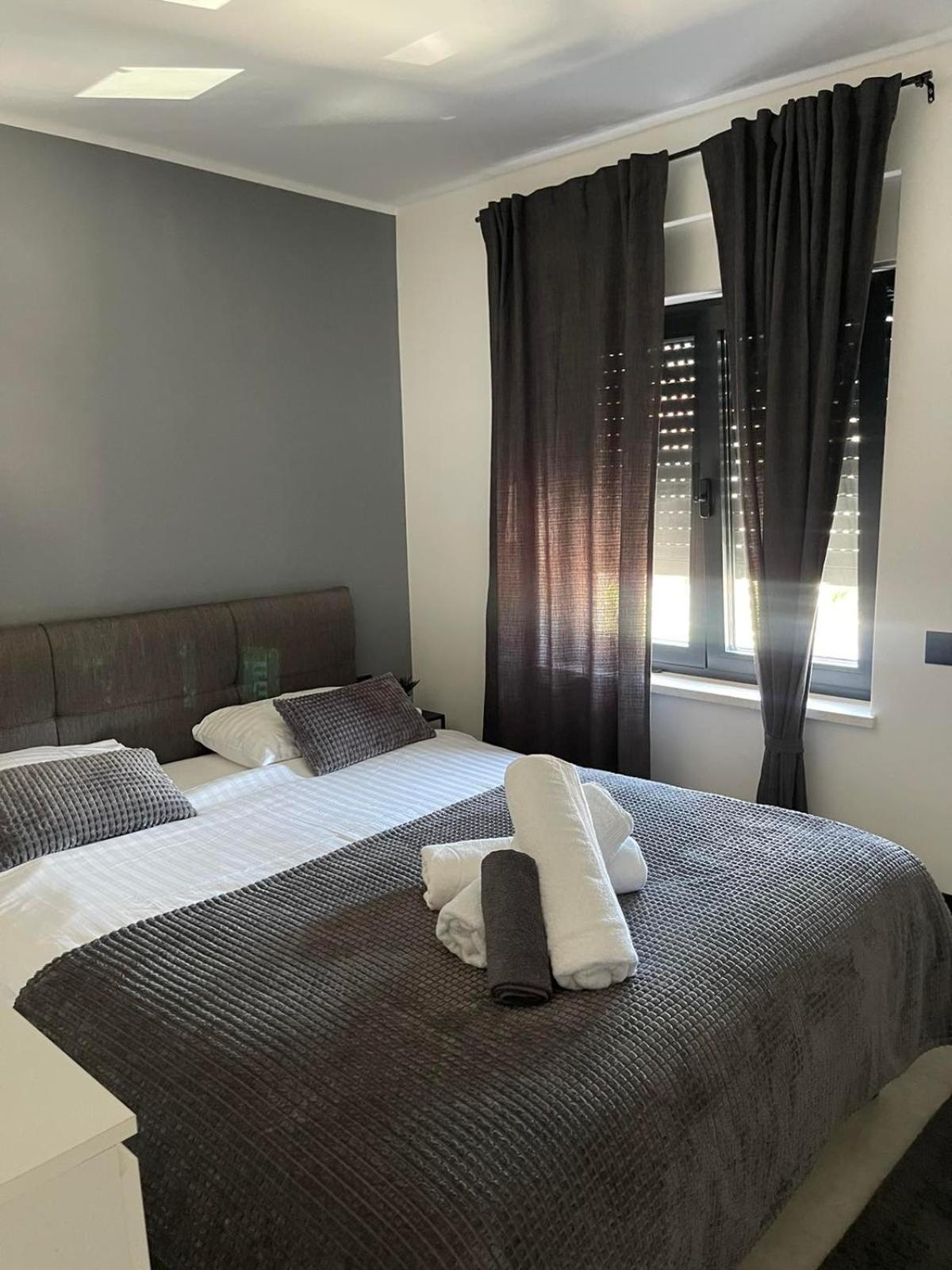 Rijeka Relax Apartment With Parking ภายนอก รูปภาพ